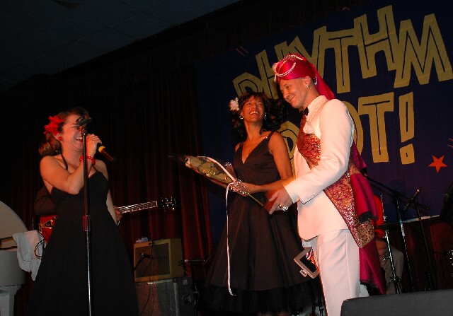 min 2006 11 25 riot 336